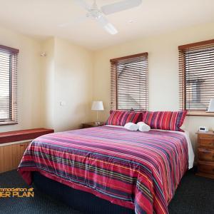 High Plains Drifter - Accommodation Rockhampton 1