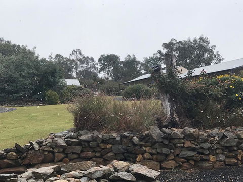 Hill End Lodge - Accommodation Rockhampton 3