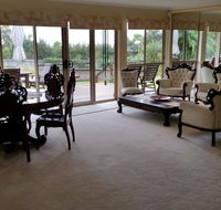 Hilltop Hideaway - Accommodation Rockhampton