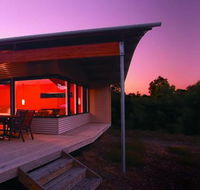 Hilltop Studios - Accommodation Rockhampton