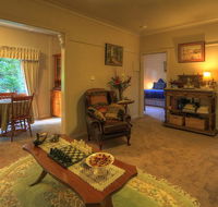 Hillview Oak BB - Accommodation Rockhampton