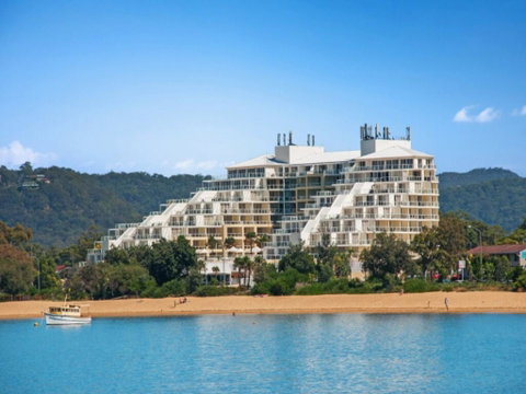 Hinterland Luxury - 1 Bedroom Hinterland View Apt - Accommodation Rockhampton 1