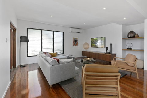 Holiday Hideaway, Sunshine Beach - Accommodation Rockhampton 3