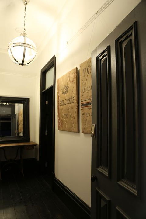 Hollidge House 5 Star Luxury Apartments - Accommodation Rockhampton 3