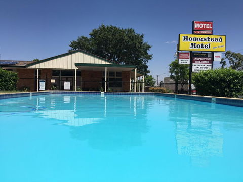 Homestead Motel - Accommodation Rockhampton 0