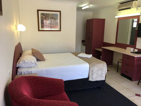 Homestead Motel - Accommodation Rockhampton 1