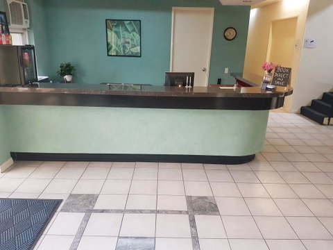 Hotel Cavalier - Accommodation Rockhampton 2
