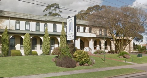 Hotel Cavalier - Accommodation Rockhampton 0