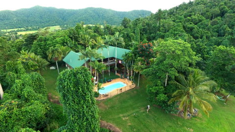 Jackaroo Treehouse Mission Beach - Accommodation Rockhampton 0