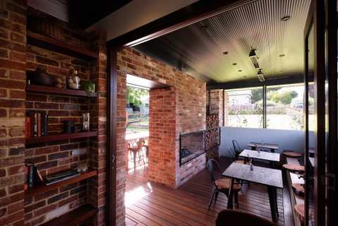 Jaspers Cabins - Accommodation Rockhampton 2