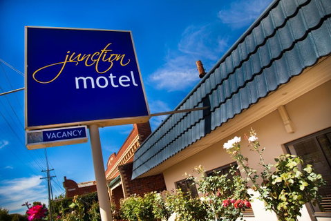 Junction Motel - Accommodation Rockhampton 0
