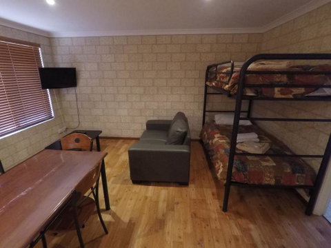 Kalbarri Tudor Holiday Park - Accommodation Rockhampton 3