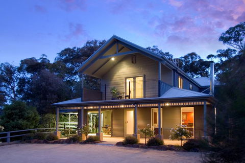 Katherine - Accommodation Rockhampton 0