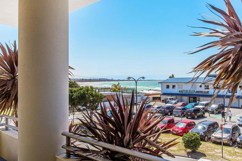 KINGSCLIFF OCEAN FRONT TERRACE 4 - Accommodation Rockhampton 1