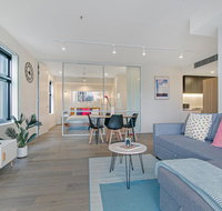 KOZYGURU WOLLI CREEK KOZY 1 BED APT SYDNEY AIRPORT  SYDNEY CBD NWC020 - Accommodation Rockhampton