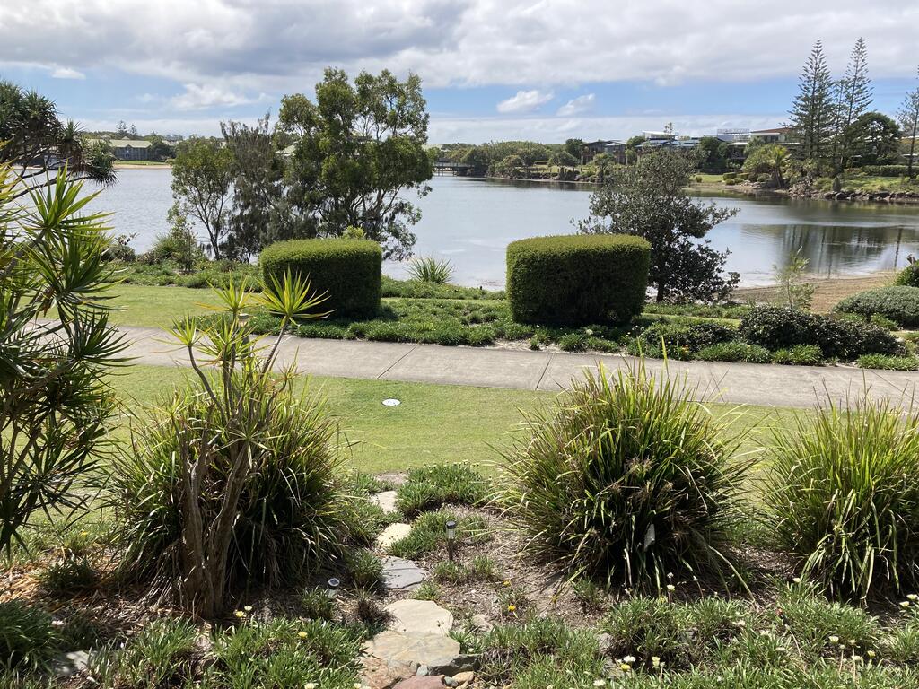 Twin Waters QLD Accommodation Rockhampton