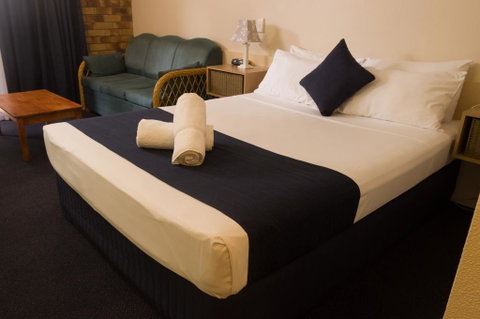 Lancaster Court Motel - Accommodation Rockhampton 0