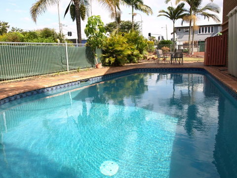 Lancaster Court Motel - Accommodation Rockhampton 2