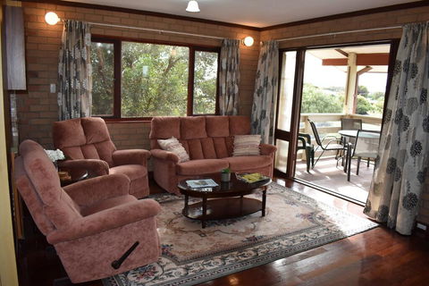 Lancelin Home With Beach And Park Views - Accommodation Rockhampton 3