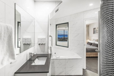 Landmark Resort - Accommodation Rockhampton 1