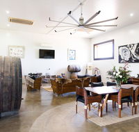 Lazy River Estate Boat House Villa - Accommodation Rockhampton