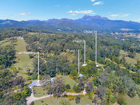 Limpinwood Lodge - Accommodation Rockhampton 1