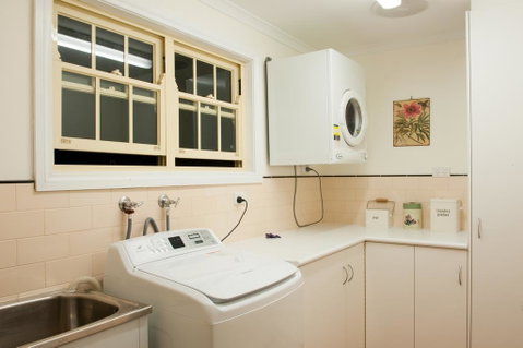 Linfield Cottage - Accommodation Rockhampton 1