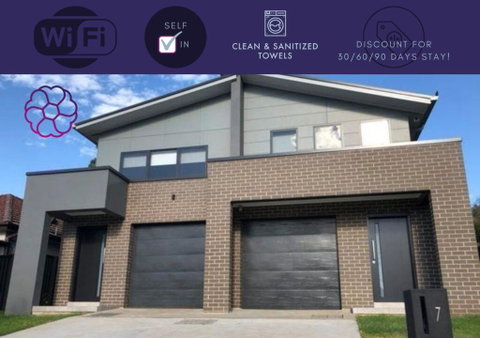 Luxurious Tranquil House Near Parramatta River Perfect For Large Group Retreat - Accommodation Rockhampton 0
