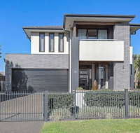Luxury Brand New Home - Accommodation Rockhampton
