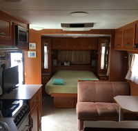 luxury caravan - Accommodation Rockhampton