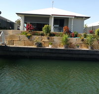 M  T's Waterfront Bed  Breakfast - Accommodation Rockhampton