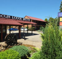 Maclin Lodge Motel - Accommodation Rockhampton