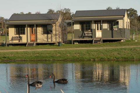 Mansfield Holiday Park - Accommodation Rockhampton 1