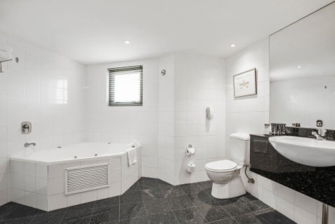 Mantra Parramatta - Accommodation Rockhampton 3