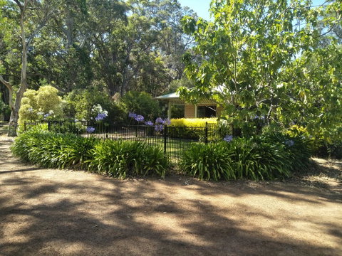 Margaret House - Accommodation Rockhampton 0
