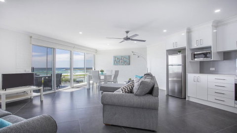 Mariners 2 - Mollymook - Accommodation Rockhampton 1