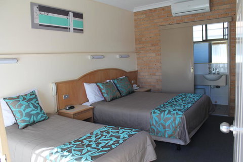 Marriott Park Motel - Accommodation Rockhampton 3