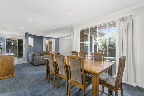 McCrae On The Beach - Right On The Magnificent Beach - Accommodation Rockhampton 1