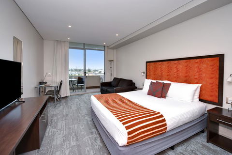 Mercure Centro Port Macquarie - Accommodation Rockhampton 3