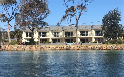 Merimbula Lake Apartments - Accommodation Rockhampton 0