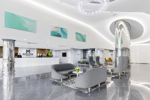 Meriton Suites Southport - Accommodation Rockhampton 1