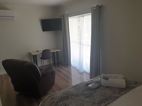 Merry Mary - Accommodation Rockhampton 1