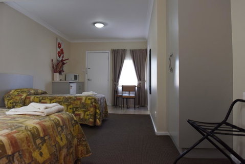 Mia Motel - Accommodation Rockhampton 2