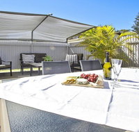Middle Sea - perfect for two families - Accommodation Rockhampton