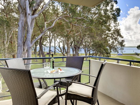 Mistral Close, Mistral Court, Unit 08, 17 - Accommodation Rockhampton 0
