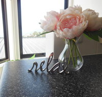 Modern Hobart Apartment with Stunning Views - Accommodation Rockhampton