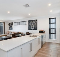 Modern Luxury at Christies Beach - Accommodation Rockhampton