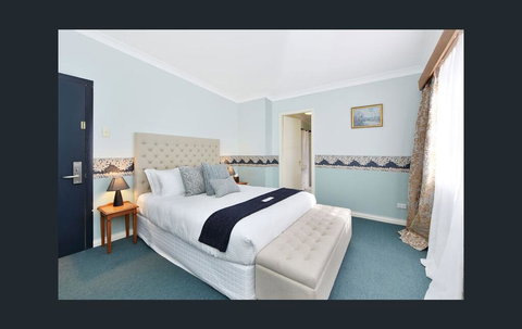 Mount Victoria Manor - Accommodation Rockhampton 2