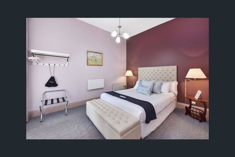 Mount Victoria Manor - Accommodation Rockhampton 1