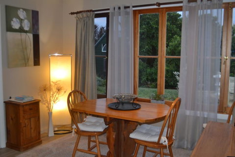 Mulberry Cottage Unique B&B Accommodation - Accommodation Rockhampton 3